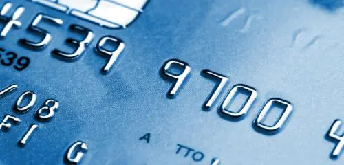 zbliżenie na dane karty kredytowej